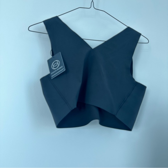 Chic Black V-Neck Women's Bra Top - Picture 2 of 9